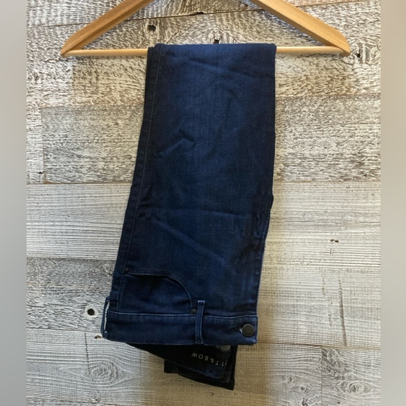 Mott & Bow | Midrise Skinny Jane Jeans - W29, L30, Medium/Dark Blue Wash - Picture 3 of 7